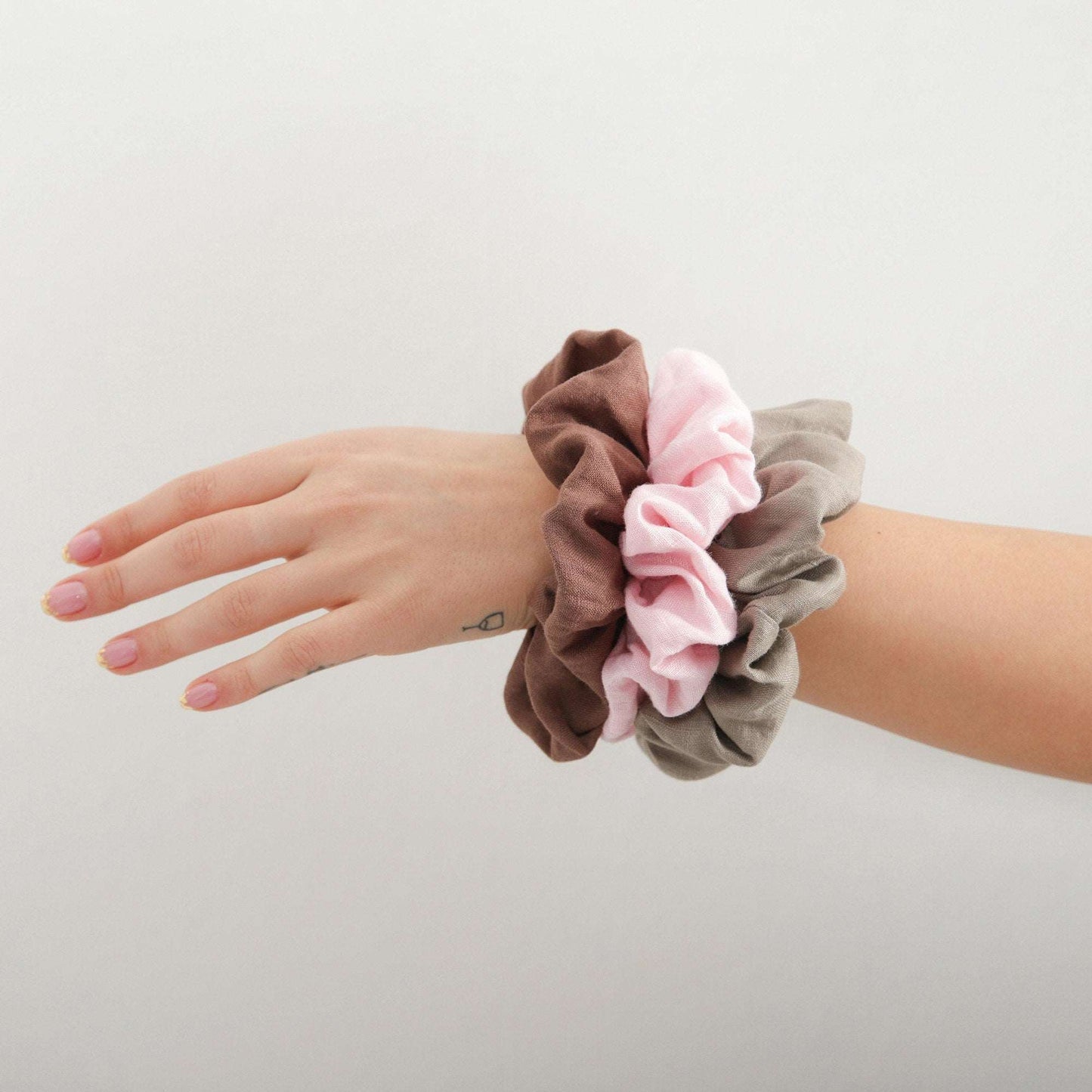 Linen scrunchie, Linen natural hair tie, Hair bow accessory, pastel colors scrunchie