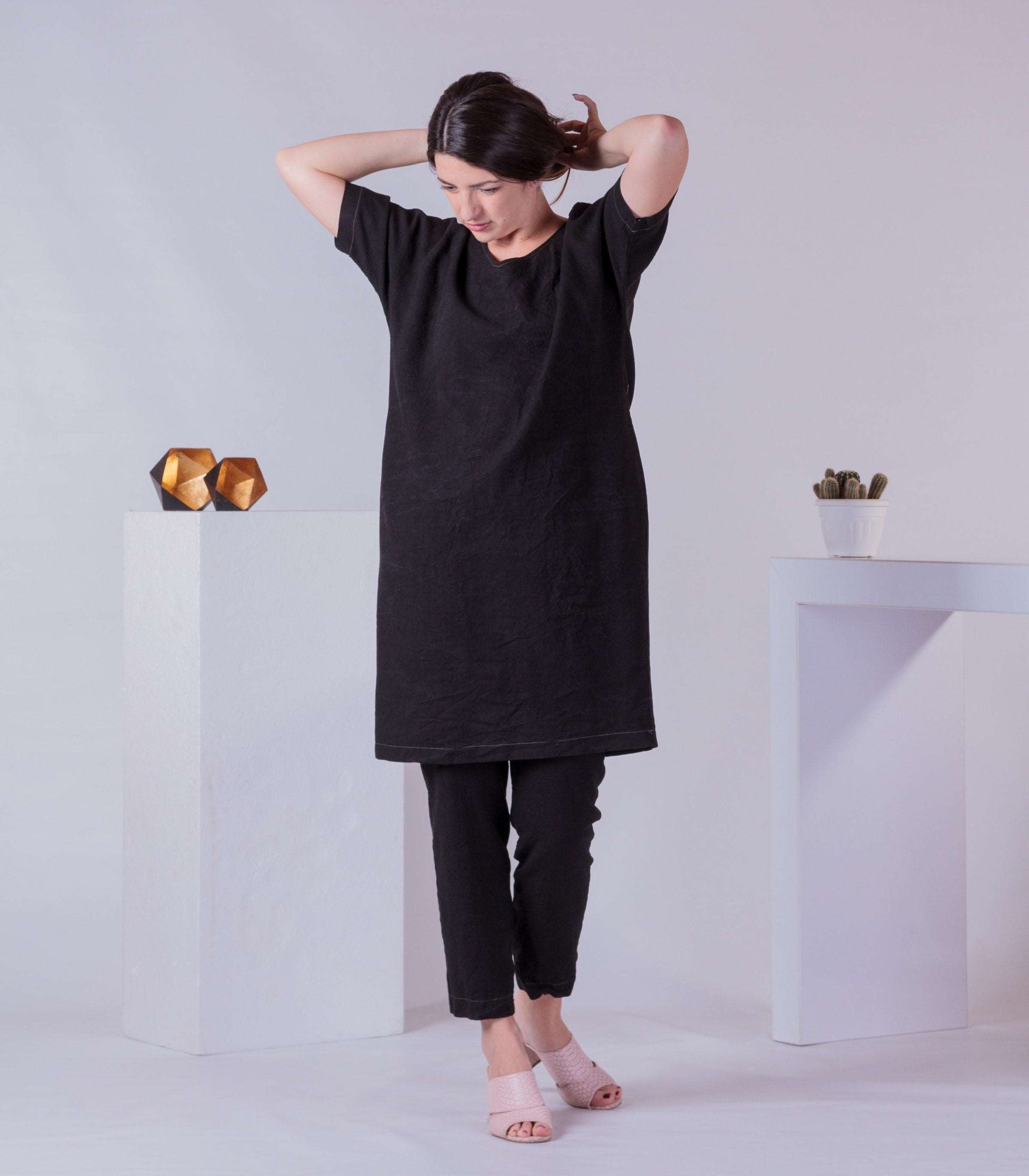 Loose Woman Tunic, Baggy Lady Shirt, Maternity Dress, Minimalist Basic Dress, Half Sleeve Plain Dress Shirt, Trendy 2022 Fashion