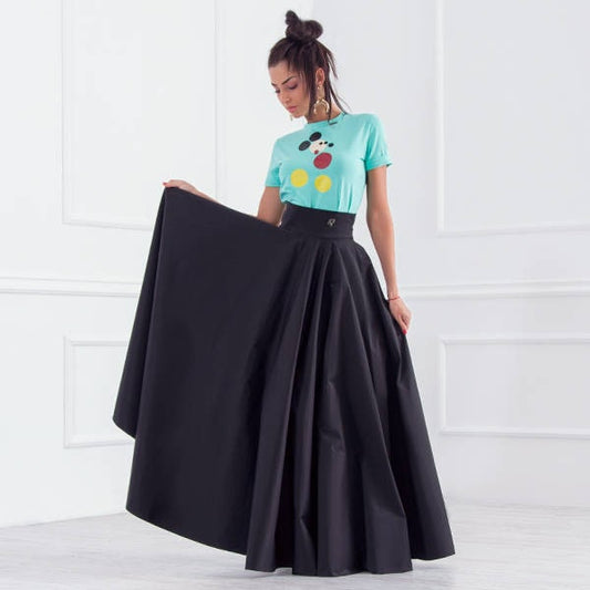 Long Closh Skirt, Black Peasant Skirt, Floor Skirt with Pockets, High Waisted Swirl Skirt, Woman Maxi Skirt