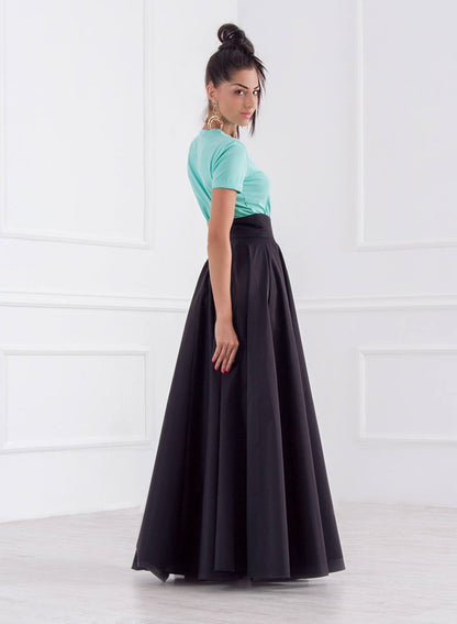 Long Closh Skirt, Black Peasant Skirt, Floor Skirt with Pockets, High Waisted Swirl Skirt, Woman Maxi Skirt